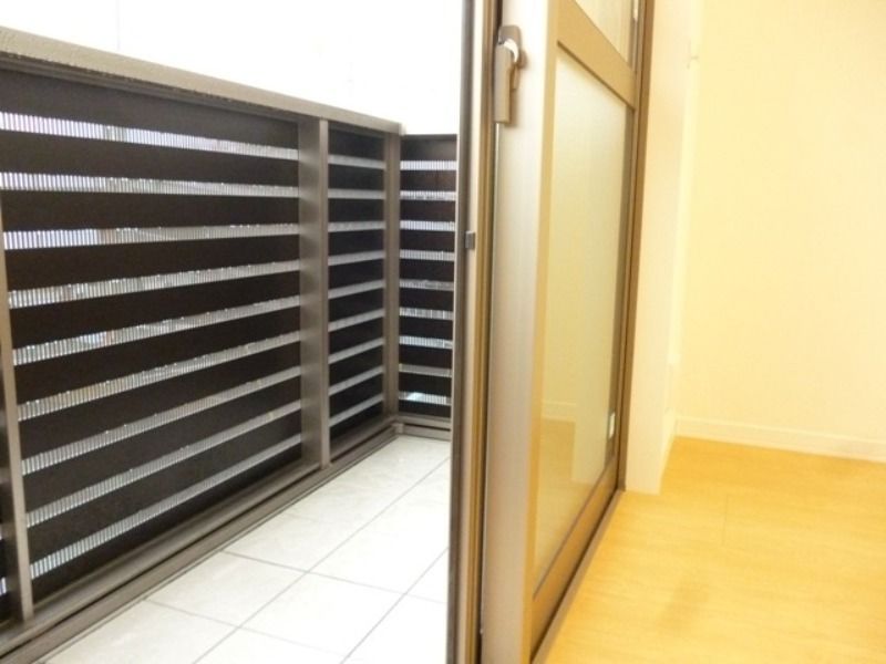 �y�o���R�j�[�z�@�}�ʂƌ���ɑ��Ⴊ����ꍇ�ɂ͌����D��